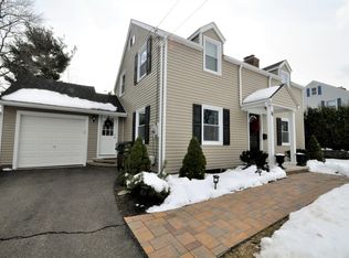 76 Stillwold Dr, Wethersfield, CT 06109