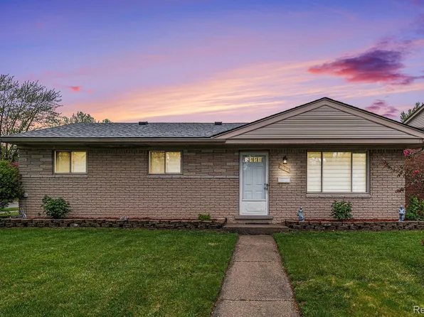 8601 Independence Dr, Sterling Heights, MI 48313
