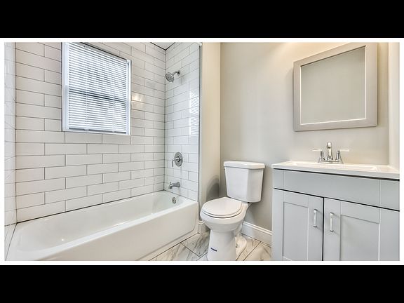5th image of 208 Saint Helena Ave