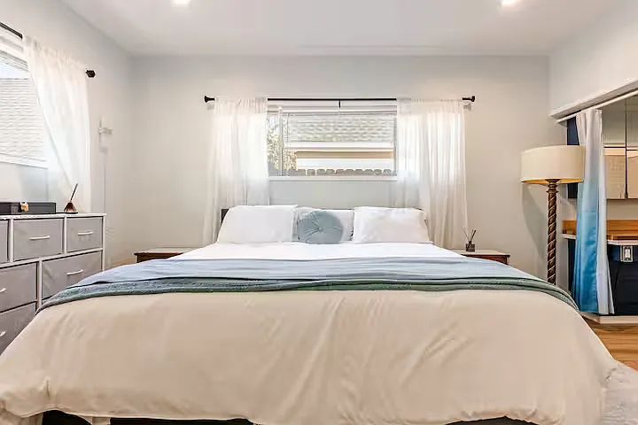 1427 Carmona Ave — Photo 19