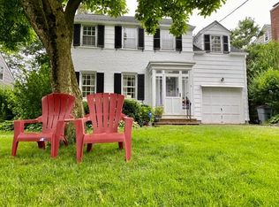 5 Carleton Ct, Maplewood, NJ 07040