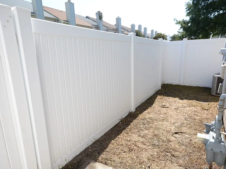 5062 Glen Canyon Dr — Photo 49
