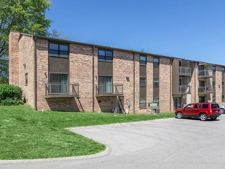 Gazebo Apartments — Photo 48