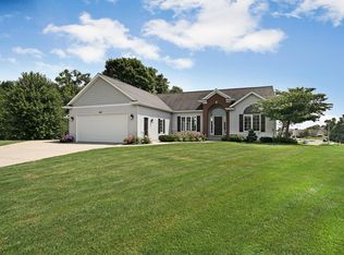 7628 Golf View Ct SW, Jenison, MI 49428