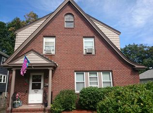 435 Weld St, West Roxbury, MA 02132