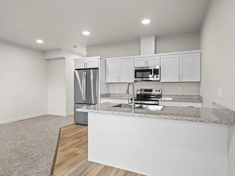 2028 Sunset Dr #2 — Photo 12