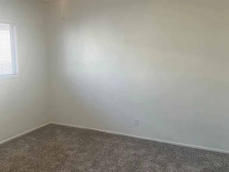 13840 Christine Dr — Photo 30