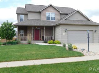 1405 Willow Dr, Washington, IL 61571