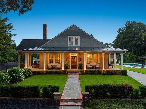24 Highland Dr, Greenville, SC 29605