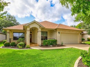 810 Heritage Oaks Bnd, Georgetown, TX 78633