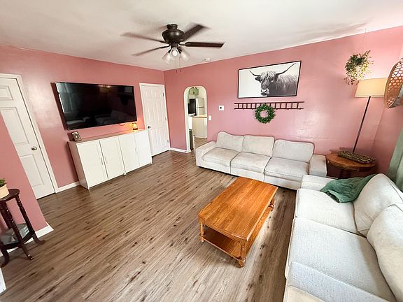 4th image of 524 Garfield Ave
