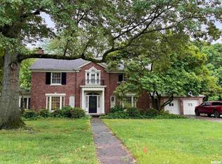 360 N Normal St, Macomb, IL 61455