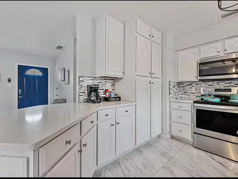 18 Ocean St — Photo 10