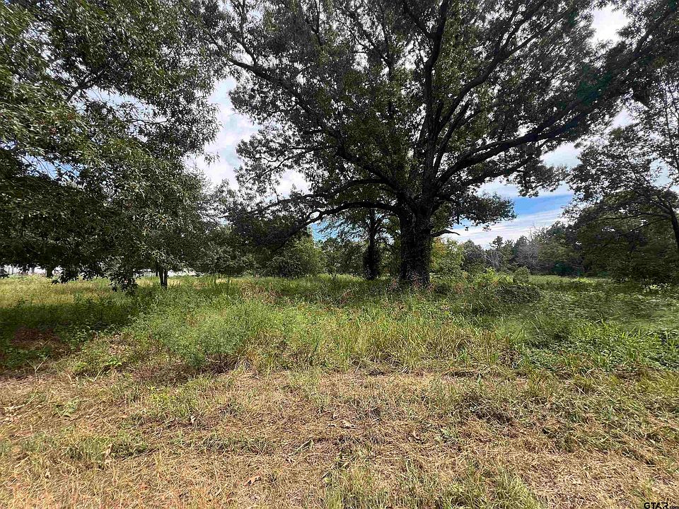 2nd image of County Road 422
