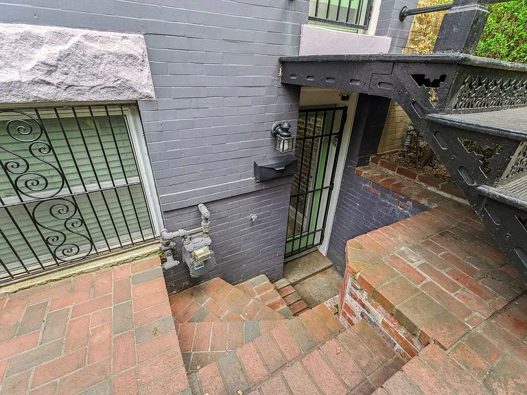 13th Street — Photo 3