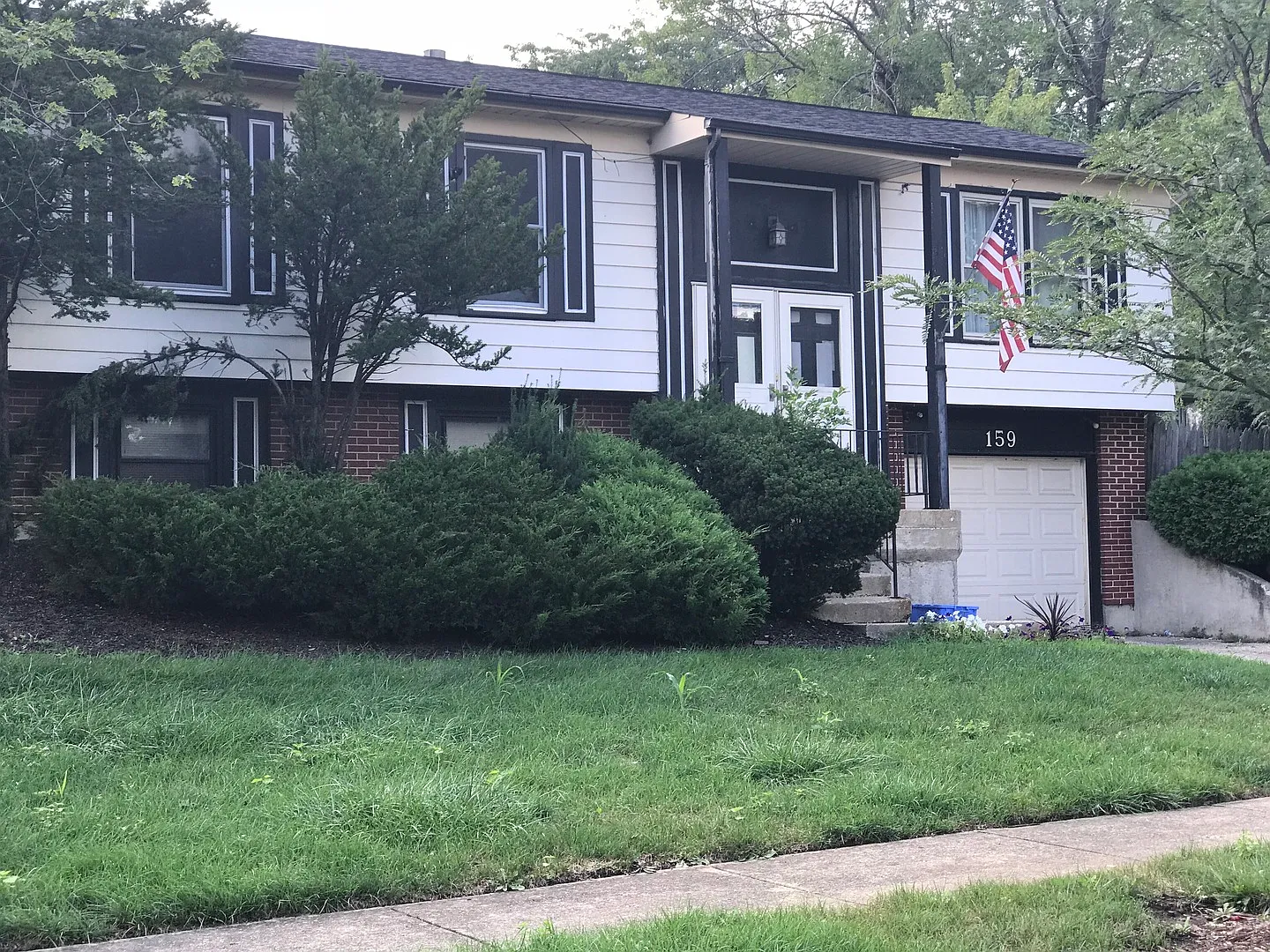 159 Bowman Ct photo 1