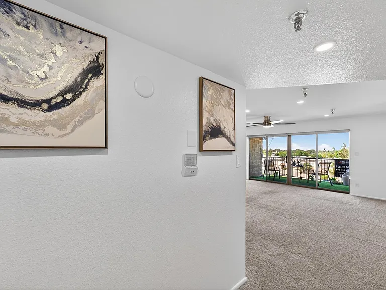 425 S Parkcrest #334 — Photo 1