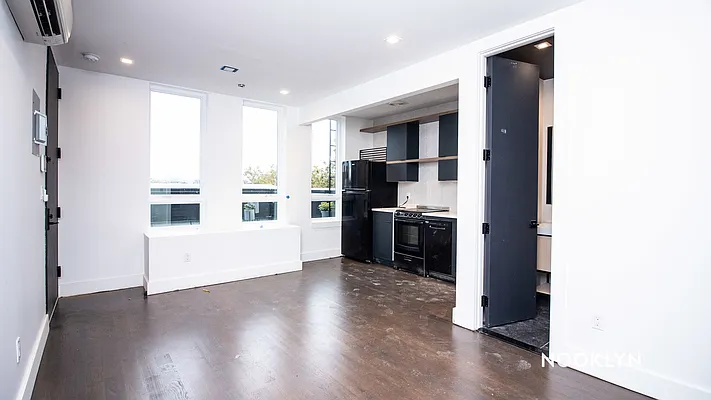 Rented by Nooklyn NYC LLC | media 43