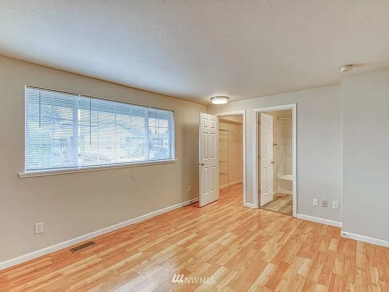 9625 S 242nd Ct — Photo 14