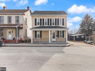 2 Orchard St, Hanover, PA 17331