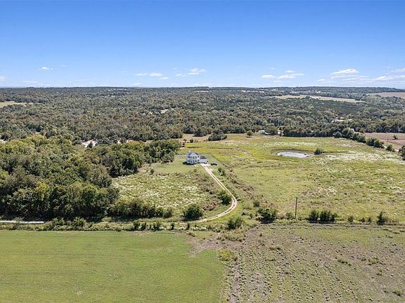 3rd image of 1770 County Road 329