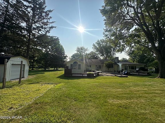 4th image of 1530 Fairway Dr