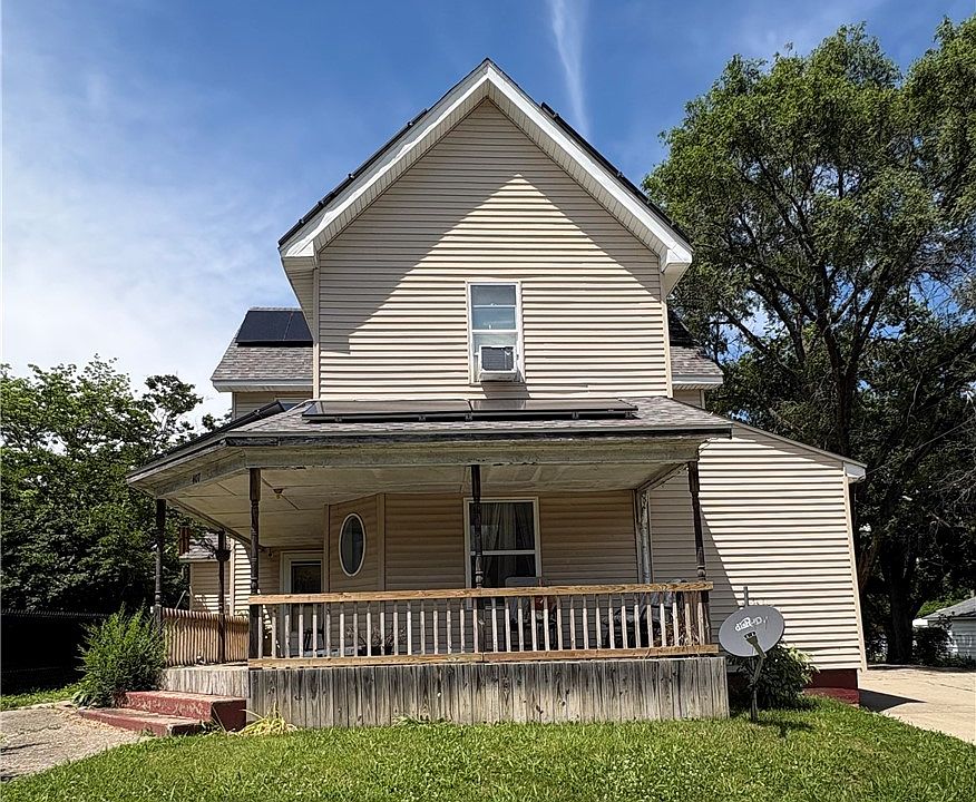 1st image of 407 Clinton Ave