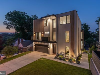 5206 Danbury Rd, Bethesda, MD, 20814