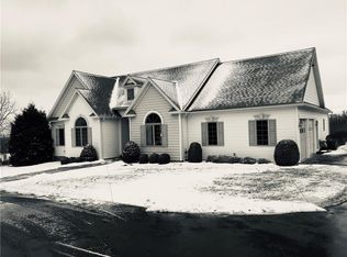 2463 County House Rd, Penn Yan, NY 14527