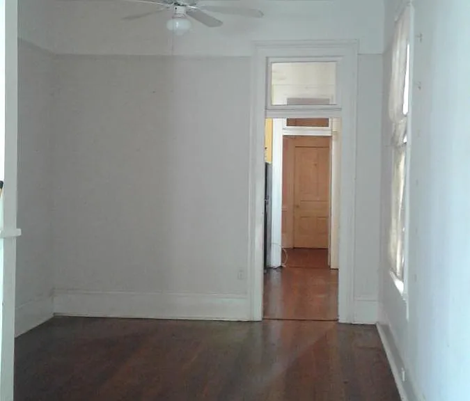 living area/dining room