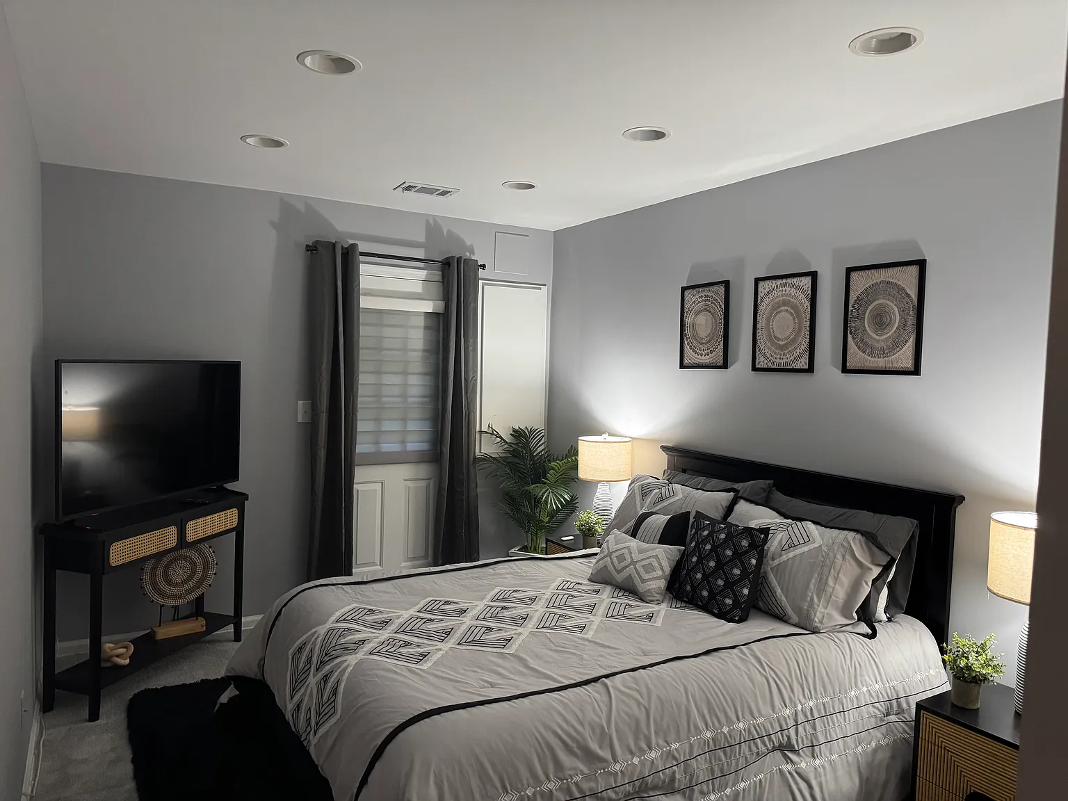 1 bed, 950 sqft, $1,900 — Photo 4