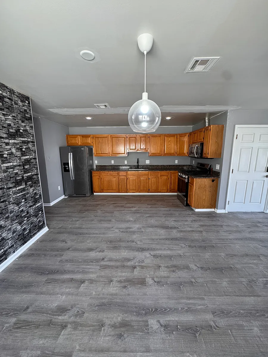 Kitchen - 222 Geneva St