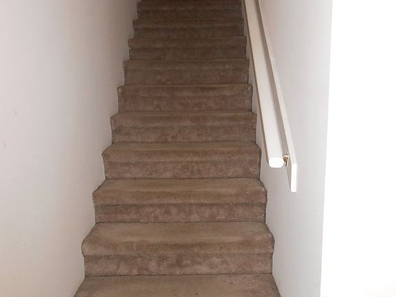 3rd image of 2502 Jerry Jones Dr APT 26