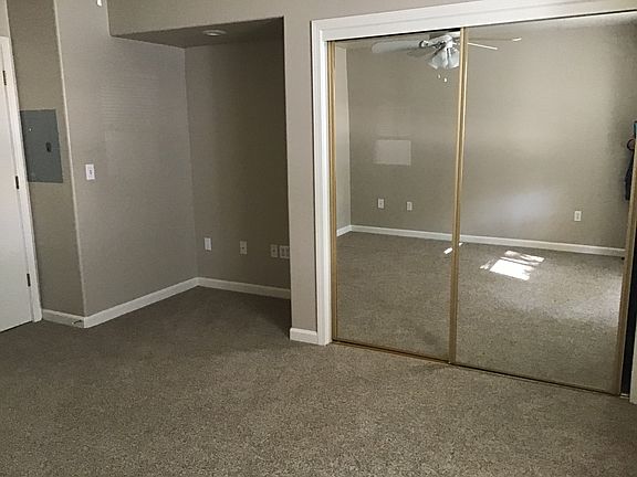 3rd image of 830 G St #840-G-101