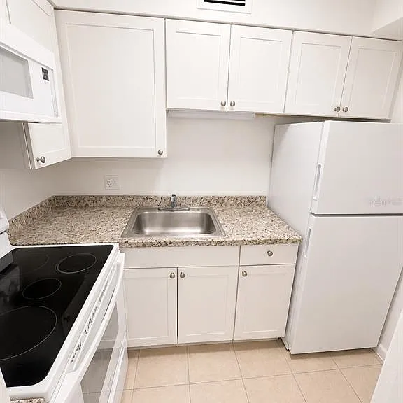 1727-1727 NE 2nd St #1 — Photo 9