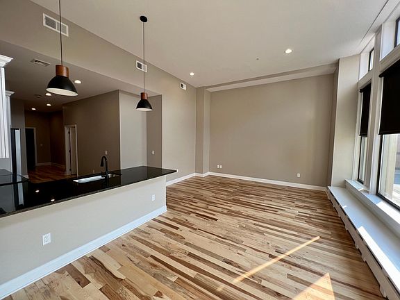 5th image of 409 Lackawanna Ave APT 207