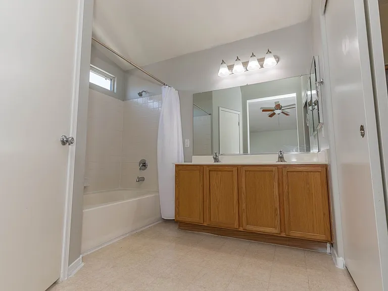 4515 Grotto Ct — Photo 21