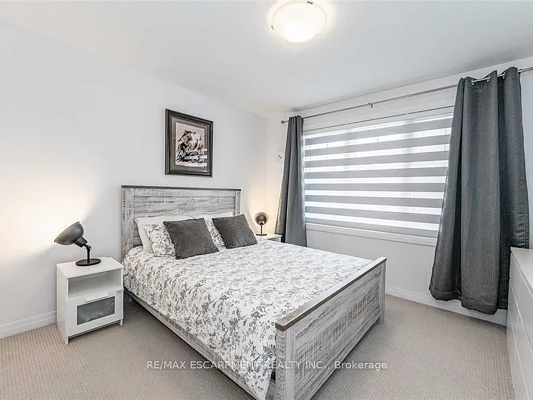 10 Showers Ln — Photo 25