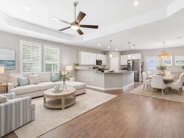 521 Shelter Cove Dr, Santa Rosa Beach, FL 32459