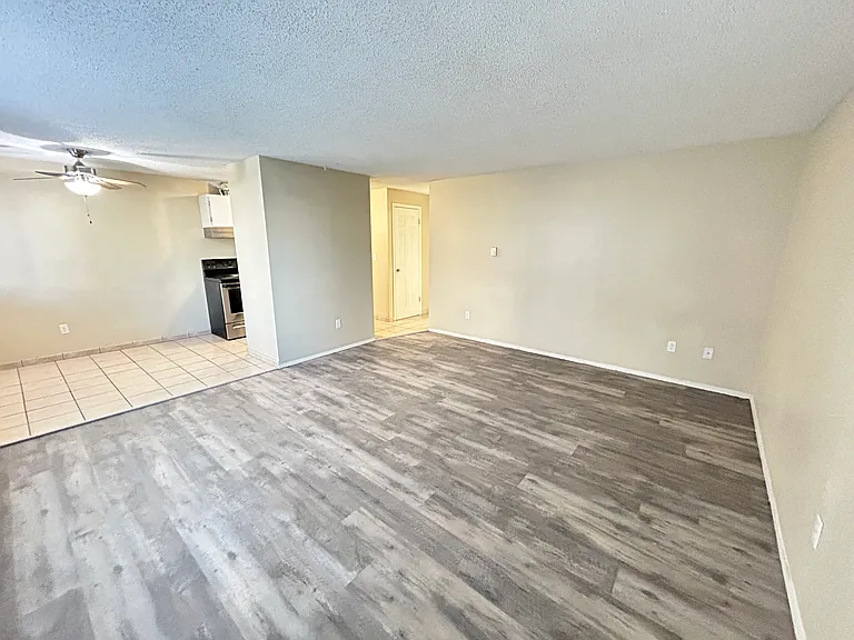 Tukwila Station Apartments — Photo 12