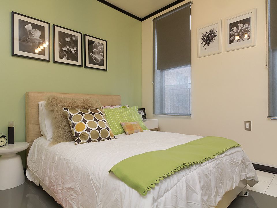 1st image of 1471 2nd Ave APT 19