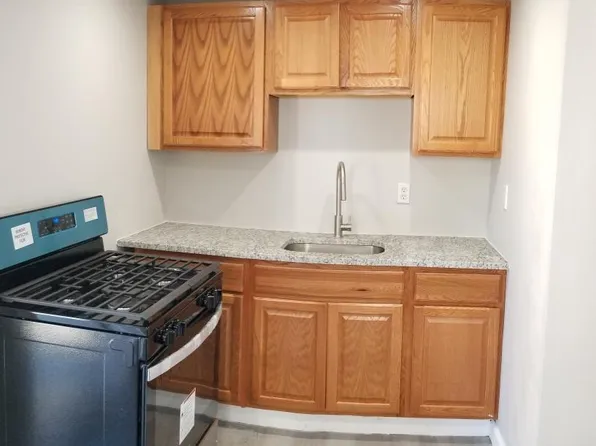 172 Centre Ave #3, Abington, MA 02351