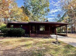 346 Johnsie Billie Harris St, Eden, NC 27288