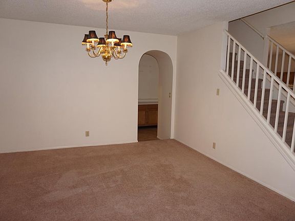 2nd image of 3442 Maitland