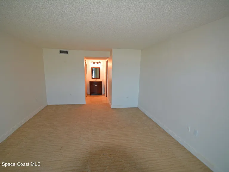 8500 Ridgewood Ave #304 — Photo 21