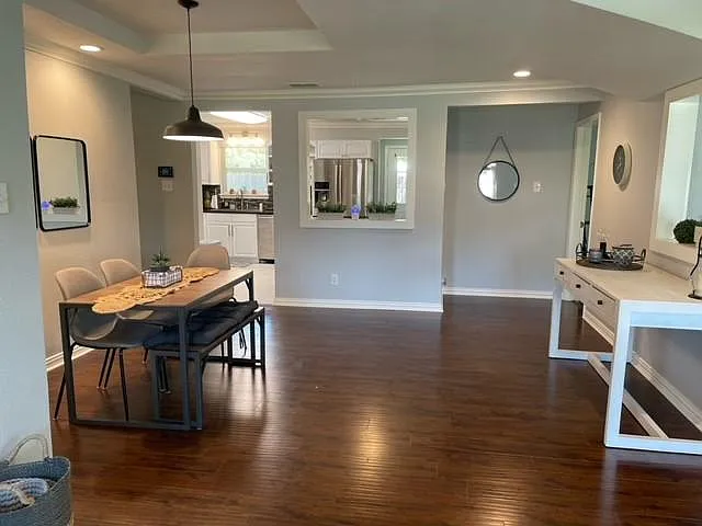 136 Sweet St — Photo 11