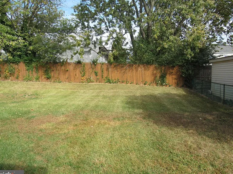 7114 E Cedar St — Photo 2