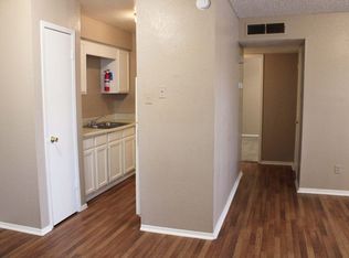 701 Oakhaven Rd #B7AEC13EB, Pleasanton, TX 78064