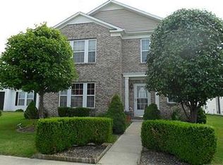 830 Saraina Rd, Shelbyville, IN 46176