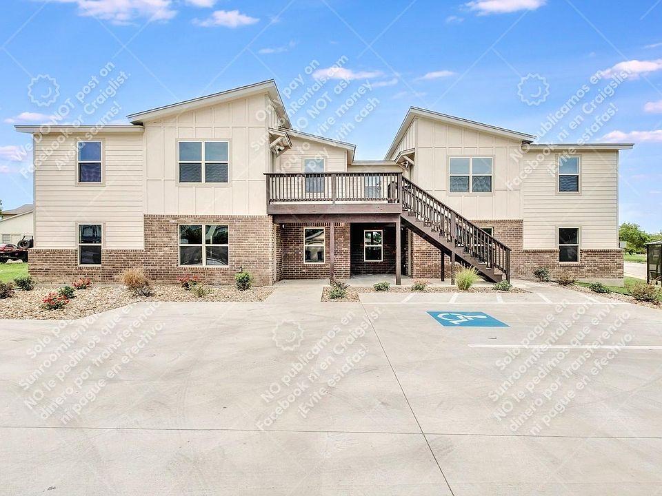 1st image of 2200 Creekside Ln Unit B